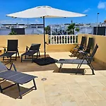 Appartement Vista Nova: Urbanizacion Con Piscina *