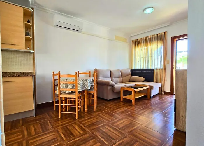 Vista Nova: Urbanizacion Con Piscina Apartment