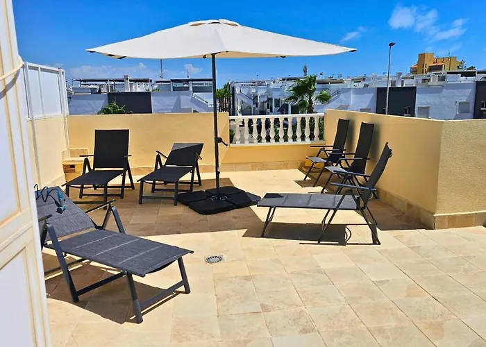 Apartment Vista Nova: Urbanizacion Con Piscina *